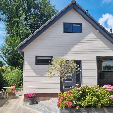 Logement De Garage Sneek Eksteriør billede